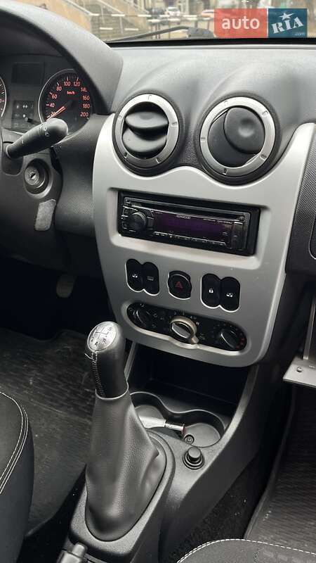 Внедорожник / Кроссовер Renault Sandero StepWay 2012 в Ивано-Франковске фото 2 Внедорожник / Кроссовер Renault Sandero StepWay 2012 в Ивано-Франковске