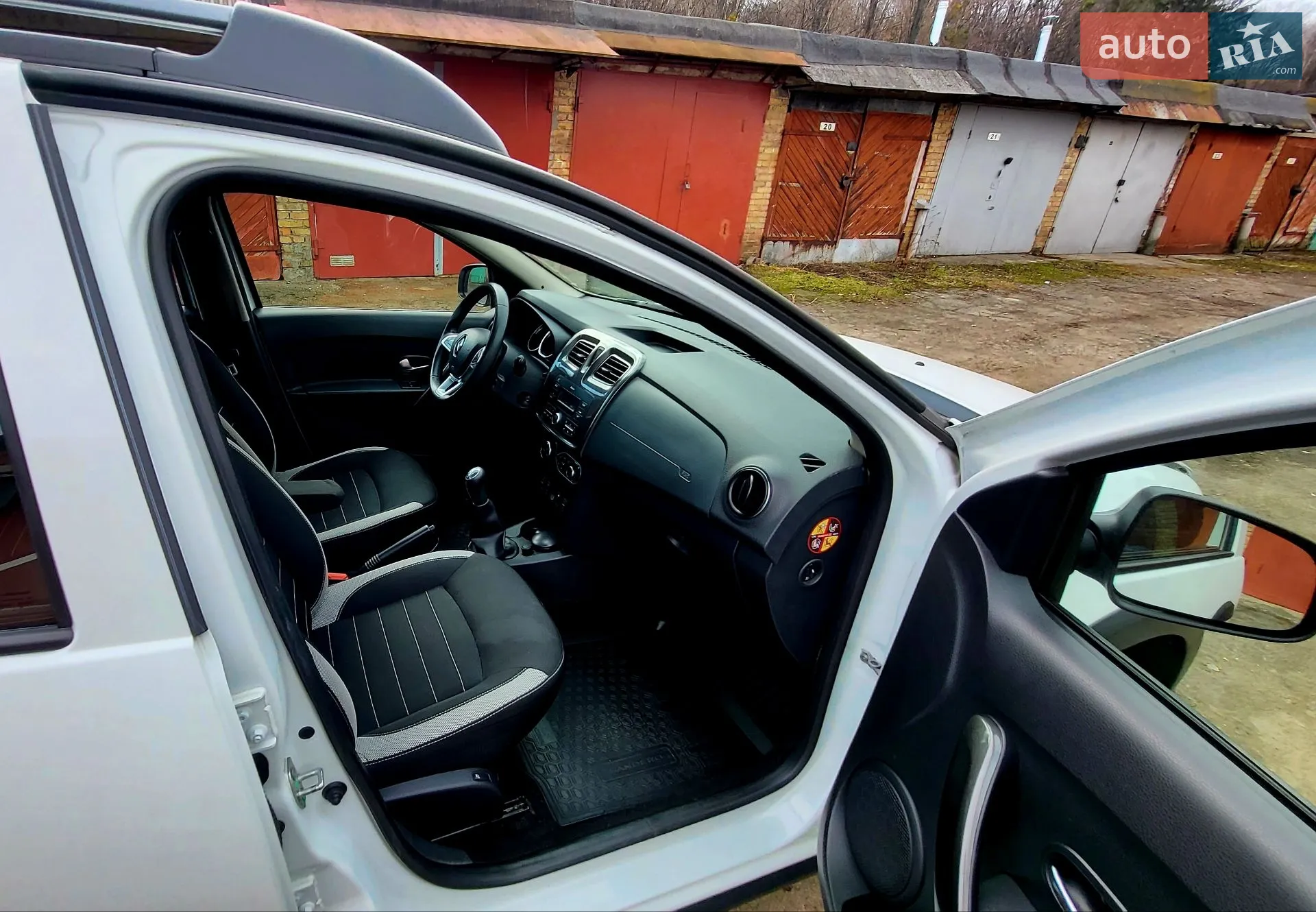 2019 Renault Sandero - мініатюра 18