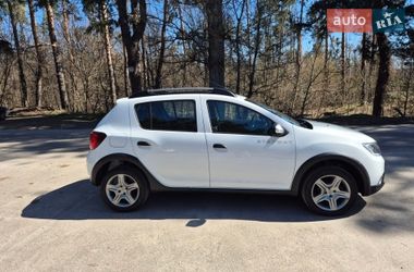 Хэтчбек Renault Sandero StepWay 2021 в Киеве