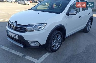 Хэтчбек Renault Sandero StepWay 2020 в Киеве