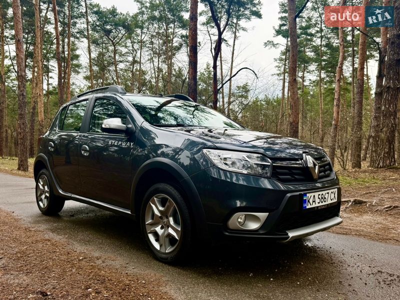 Хэтчбек Renault Sandero StepWay 2017 в Киеве