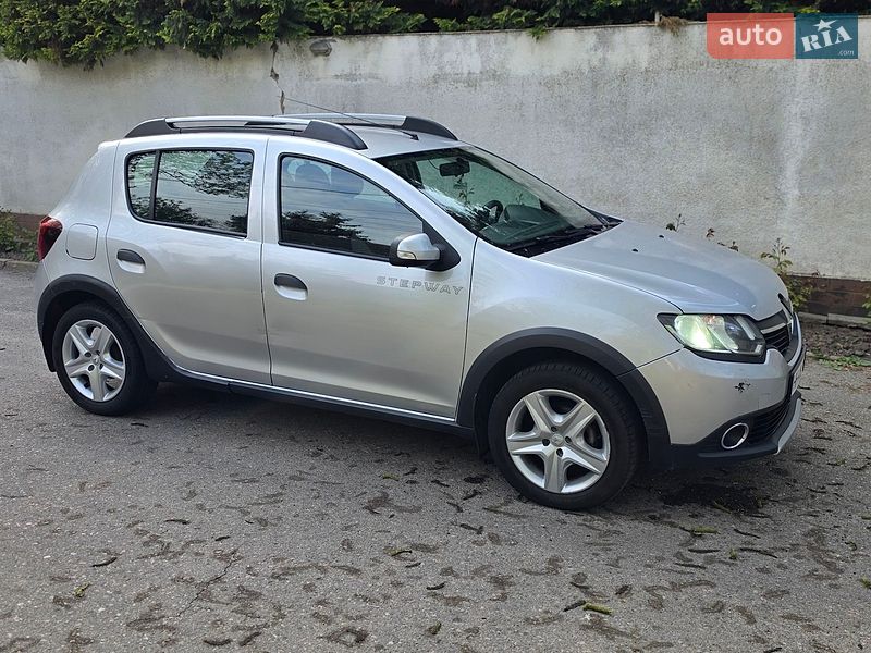 Хетчбек Renault Sandero StepWay 2016 в Одесі