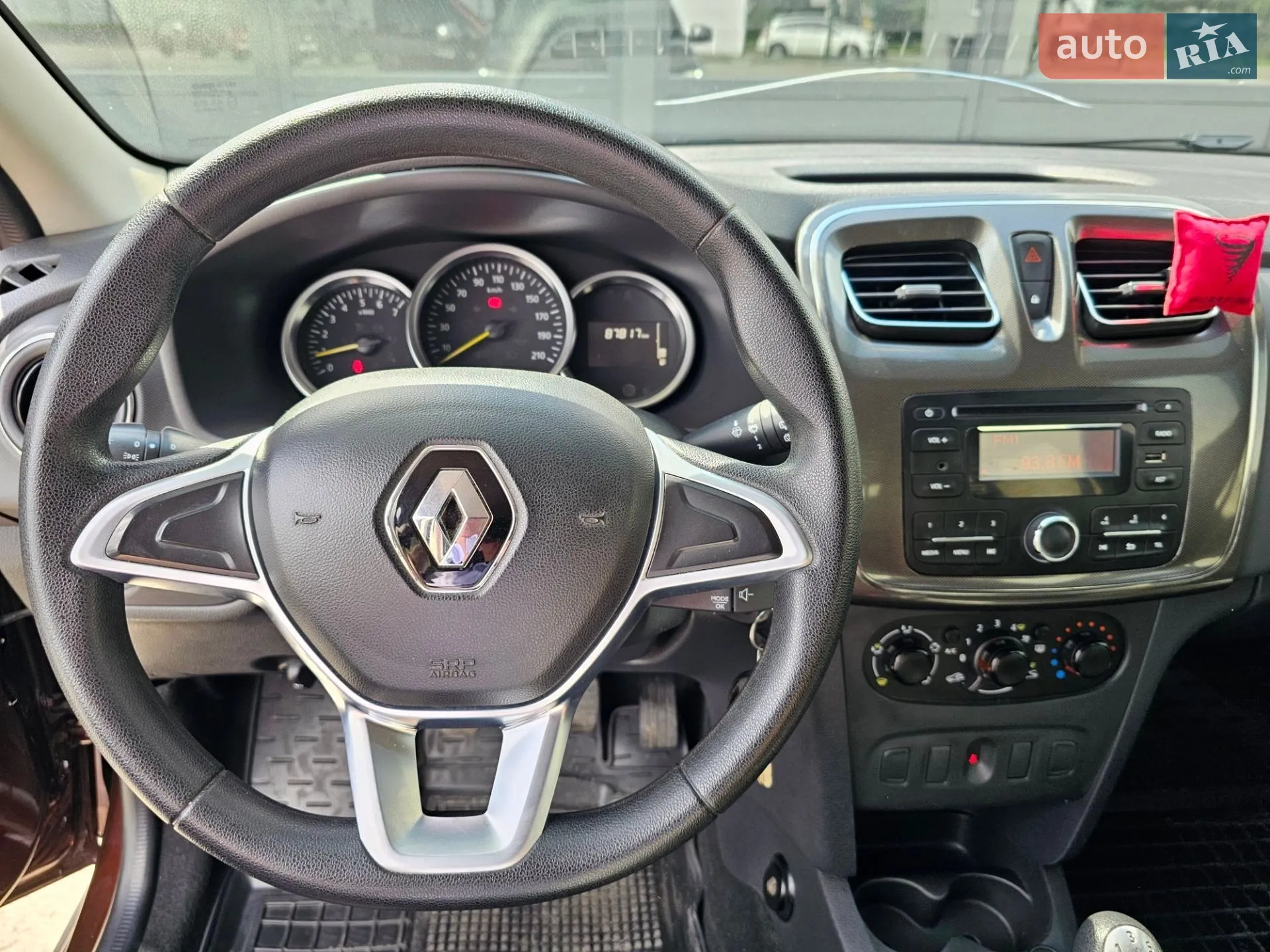2017 Renault Sandero - мініатюра 25