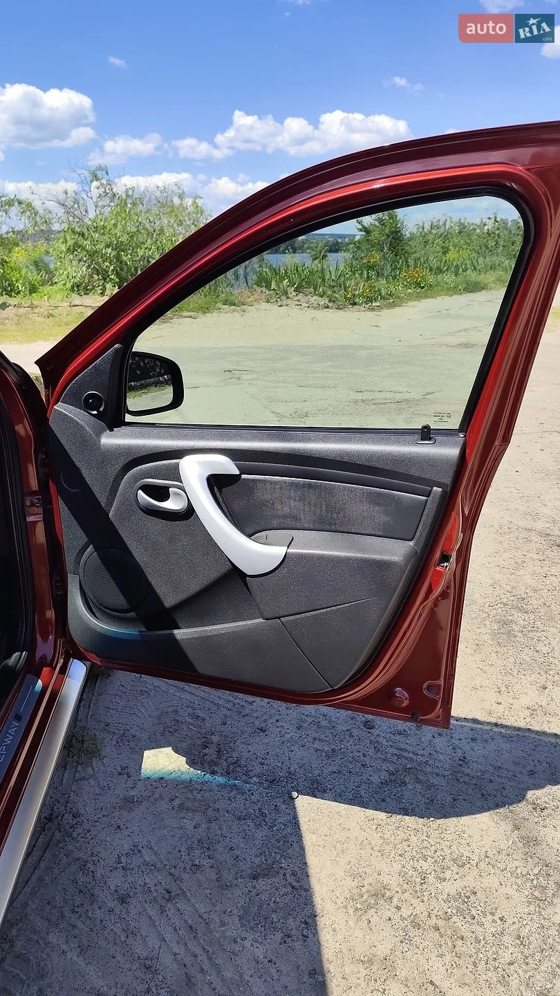 2012 Renault Sandero - мініатюра 16