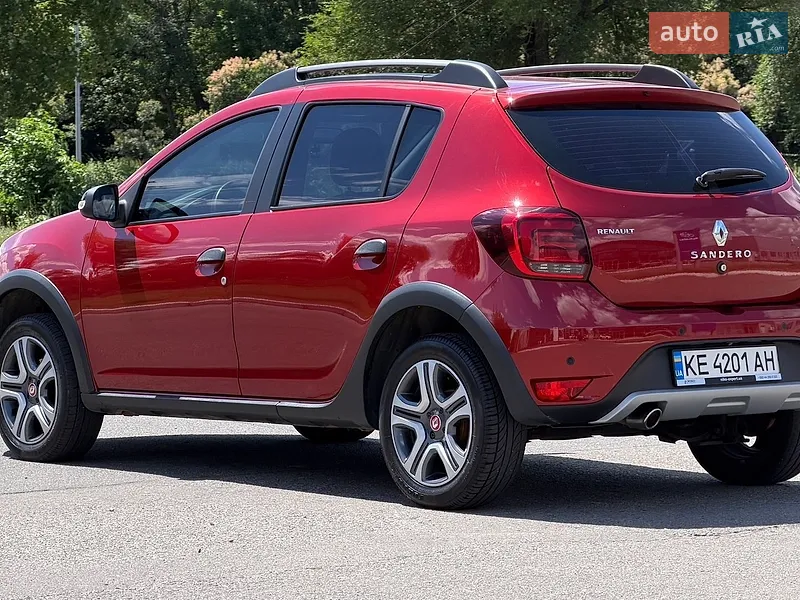Renault Sandero StepWay 2019 VIN VF15SRCLC63134615 фото оголошення 8 з 77