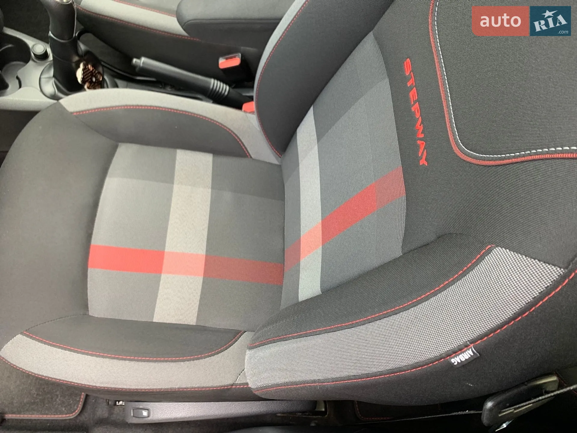2019 Renault Sandero - мініатюра 16