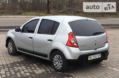  Renault Sandero 2010 в Червонограде