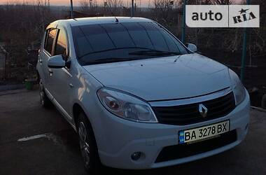 Хэтчбек Renault Sandero 2011 в Кропивницком