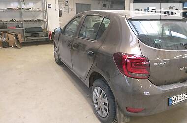 Хетчбек Renault Sandero 2019 в 