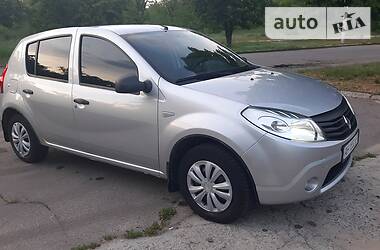 Хэтчбек Renault Sandero 2010 в Северодонецке