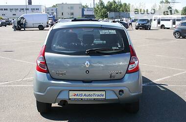 Хэтчбек Renault Sandero 2010 в Киеве