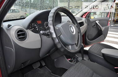 Хэтчбек Renault Sandero 2011 в Одессе