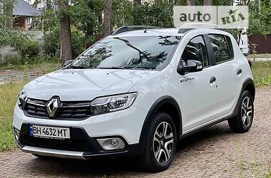 Хэтчбек Renault Sandero 2020 в Киеве