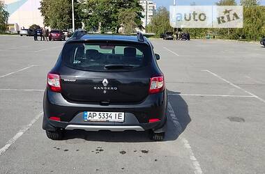 Хэтчбек Renault Sandero 2013 в Запорожье