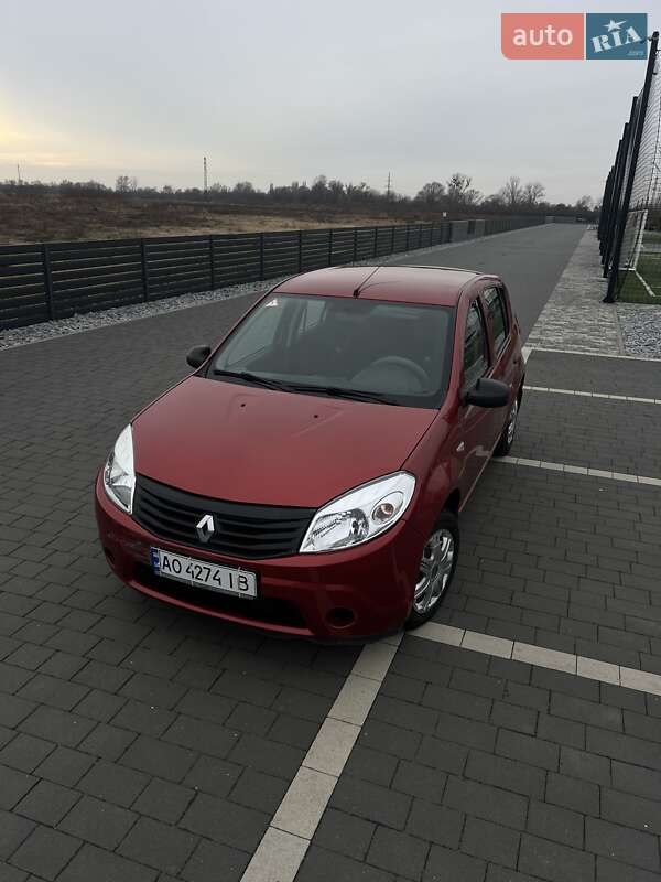 Хэтчбек Renault Sandero 2009 в Мукачево