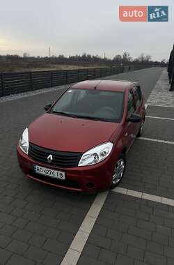 Хэтчбек Renault Sandero 2009 в Мукачево