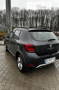 Хэтчбек Renault Sandero 2021 в 