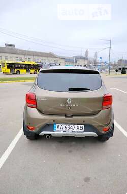 Технические характеристики Renault Sandero, 2013 – 2018, Хэтчбек 5 дв., II