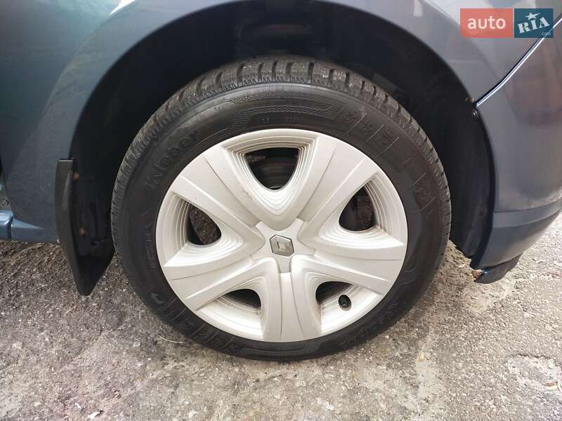 Хэтчбек Renault Sandero 2010 в Одессе