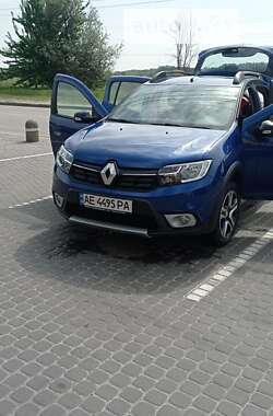 Хэтчбек Renault Sandero 2020 в Каменском