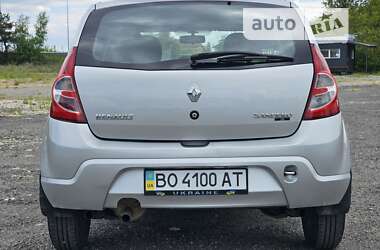 Хэтчбек Renault Sandero 2011 в Тернополе