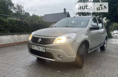 Хэтчбек Renault Sandero 2009 в Львове