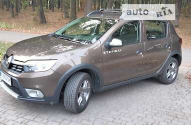 Хэтчбек Renault Sandero 2019 в Киверцах