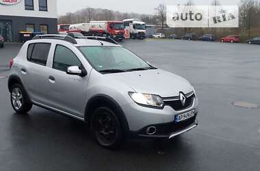 Хетчбек Renault Sandero 2013 в Ворзелі