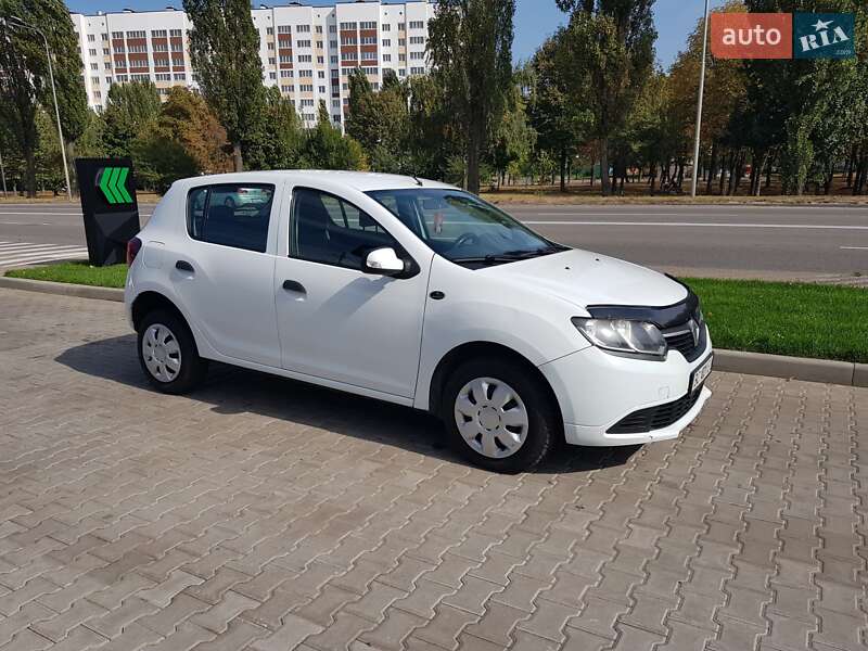 Хетчбек Renault Sandero 2014 в Києві