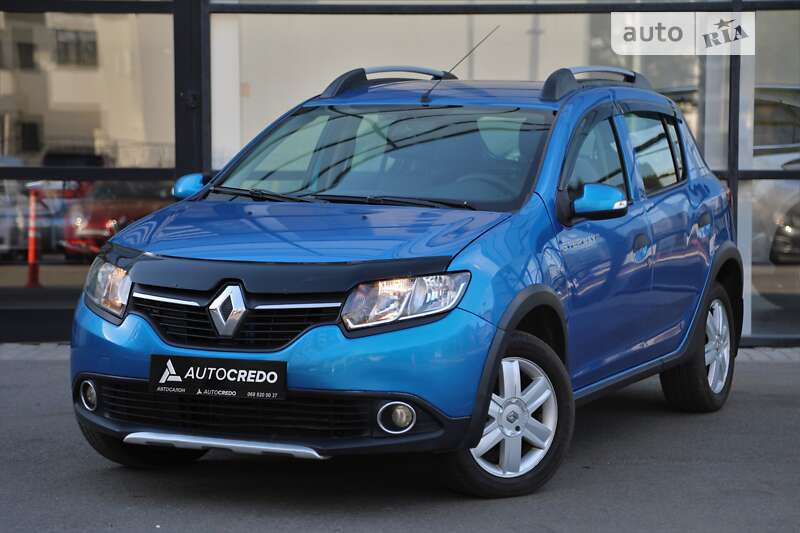 Хэтчбек Renault Sandero 2014 в Харькове