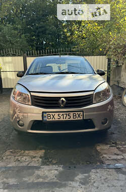 Хетчбек Renault Sandero 2010 в Хмельницькому