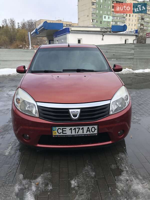 Хэтчбек Renault Sandero 2009 в Черновцах