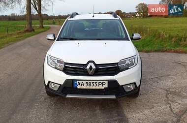 Хэтчбек Renault Sandero 2019 в Черновцах