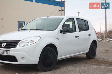 Хетчбек Renault Sandero 2009 в Дрогобичі