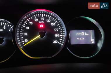Хэтчбек Renault Sandero 2019 в 