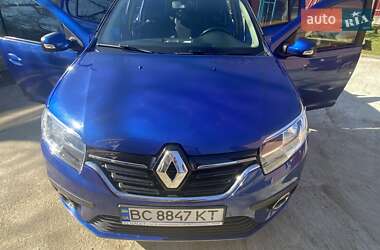 Хэтчбек Renault Sandero 2020 в 