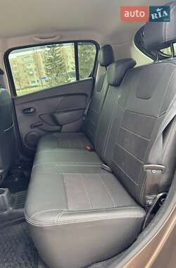 Хетчбек Renault Sandero 2021 в 