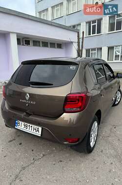 Хетчбек Renault Sandero 2021 в 