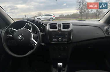 Хэтчбек Renault Sandero 2020 в 