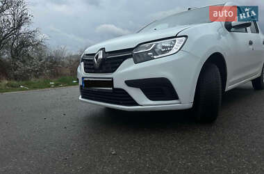 Хэтчбек Renault Sandero 2020 в 