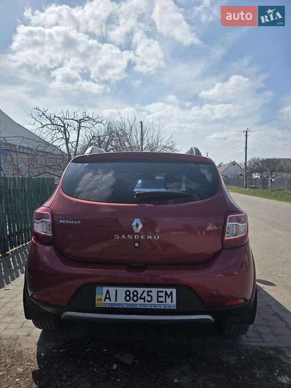 Хетчбек Renault Sandero 2015 в Білій Церкві