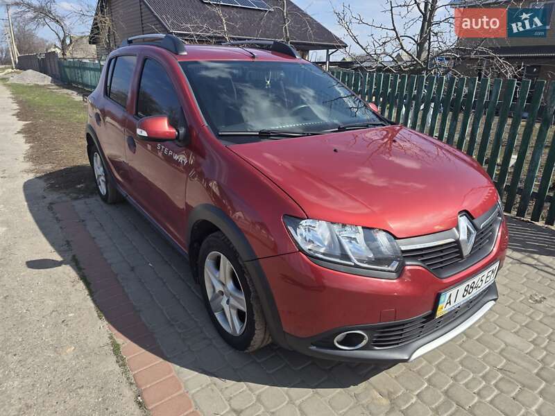 Хетчбек Renault Sandero 2015 в Білій Церкві