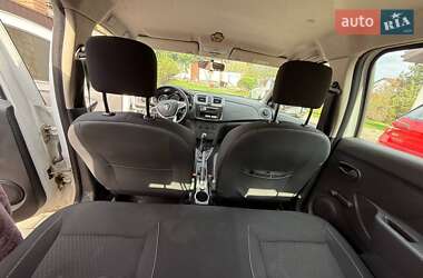 Хэтчбек Renault Sandero 2019 в 