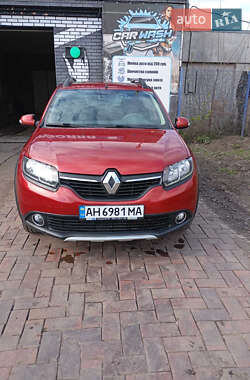 Хэтчбек Renault Sandero 2016 в 