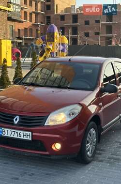 Хэтчбек Renault Sandero 2010 в Лубнах