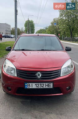 Хэтчбек Renault Sandero 2010 в Кременчуге