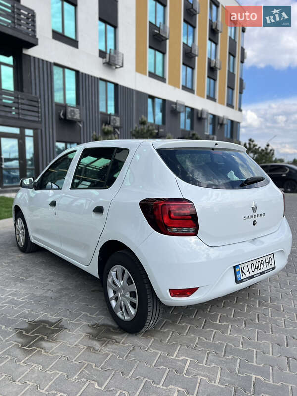 Хэтчбек Renault Sandero 2022 в Киеве