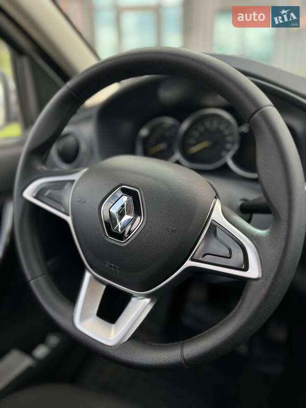 Хэтчбек Renault Sandero 2022 в Киеве