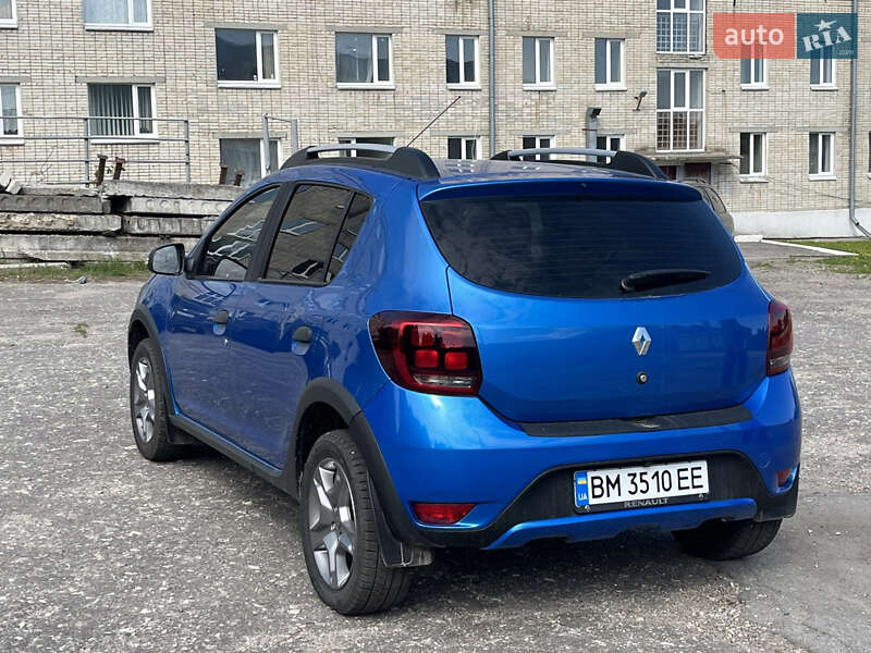 Хетчбек Renault Sandero 2015 в Глухові