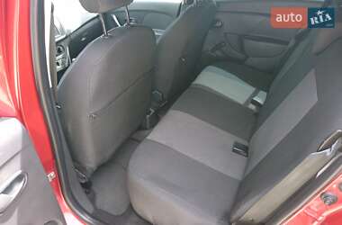 Хэтчбек Renault Sandero 2019 в 